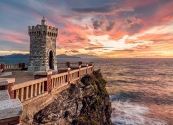 Latarnia morska Faro della Rocchetta