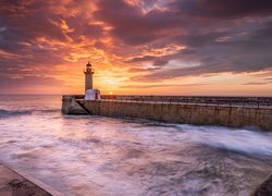 Zachód słońca, Morze, Latarnia morska, Farolim de Felgueiras, Porto, Portugalia