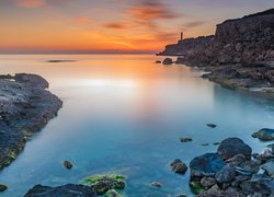 Morze Śródziemne, Skały, Latarnia morska, Punta des Moscarter, Wschód słońca, Portinatx, Ibiza, Hiszpania