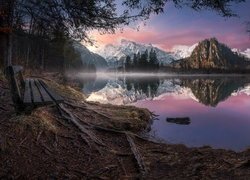 Jezioro Almsee, Ławka, Drzewa, Ośnieżone, Szczyty, Góry, Totes Gebirge, Wzgórza, Austria