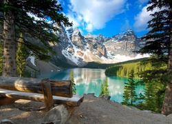 Kanada, Park Narodowy Banff, Góry, Jezioro Moraine, Ławka, Drzewa