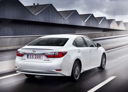 Lexus ES 200, 2015