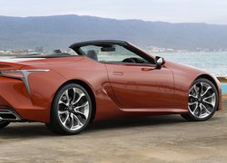 Lexus LC 500 Kabriolet bokiem