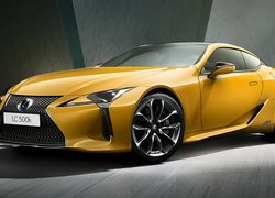 Lexus LC 500 żółty