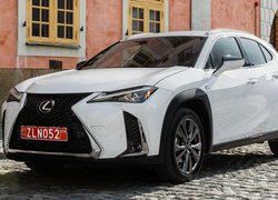 Biały, Lexus UX