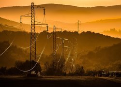 Linie elektroenergetyczne napowietrzne