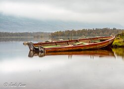 Łódka, Skarpa, Jezioro Mosvatnet, Skjolden, Norwegia