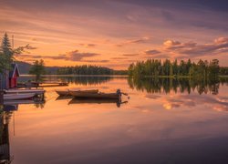 Norwegia, Ringerike, Jezioro, Las, Łódki, Zachód słońca