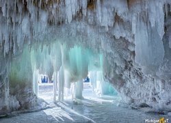 Stany Zjednoczone, Michigan, Munising, Grand Island, Jaskinia, Lodowa, Sople, Zima