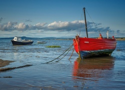 Łodzie w zatoce Morecambe Bay