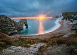 Anglia, Hrabstwo Dorset, Morze, Wybrzeże Jurajskie, Plaża, Schody, Skały, Durdle Door