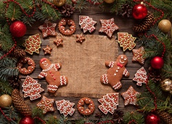 Lukrowane pierniczki w świątecznej kompozycji