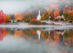 Jesień, Jezioro, Mgła, Las, Drzewa, Kościół