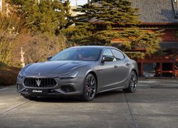 Maserati Ghibli Trofeo Carbon pack