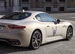 Maserati GranTurismo Modena