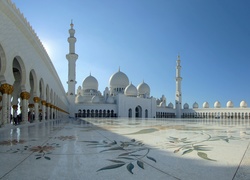Meczet Szejka Zayeda w Abu Dhabi w Zjednoczonych Emiratach Arabskich