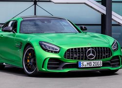 Zielony, Mercedes-AMG GT