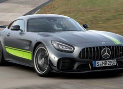 Mercedes-AMG GT R, Przód, Bok