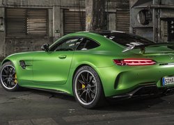 Zielony, Mercedes-AMG GT R