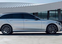 Mercedes-AMG IV C43, Kombi, Czwarta generacja