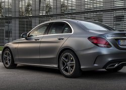 Mercedes-Benz C300