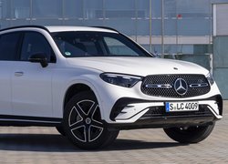 Mercedes-Benz GLC-Class AMG Line