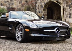 Czarny, Mercedes-Benz SLS AMG