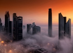 Dubaj, Wieżowce, Mgła
