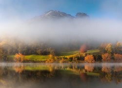 Jesień, Jezioro, Waikopiro Lake, Góry, Mgła, Tutira, Nowa Zelandia