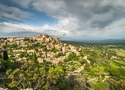 Francja, Prowansja, Gordes, Domy, Wzgórze