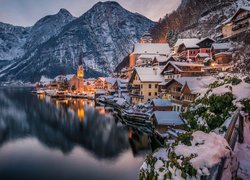 Austria, Hallstatt, Góry, Alpy, Jezioro Hallstattersee, Zima