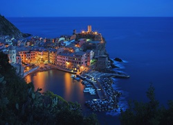 Włochy, Vernazza, Park Narodowy Cinque Terre, Morze