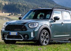 Mini Cooper S Countryman bok i przód