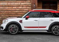 Mini Countryman bokiem