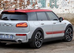 Mini John Cooper Works Clubman, Tył, Bok