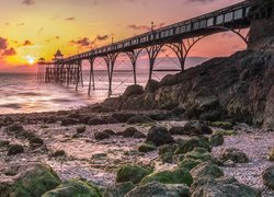 Rzeka Severn, Molo Clevedon Pier, Wschód słońca, Kamienie, Clevedon, Anglia