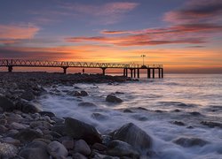 Morze, Molo, Kamienie, Zachód słońca, Playa de Chilches, Walencja, Hiszpania