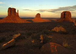 Wyżyna Kolorado, Region Monument Valley, Dolina Pomników, Formacje, Skały, Stan Utah, Stany Zjednoczone