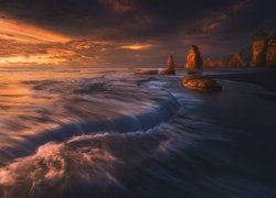 Morze, Zachód słońca, Skały, Three Sisters Beach, Taranaki, Nowa Zelandia