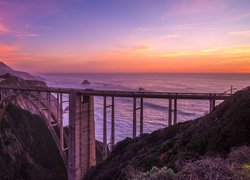 Most Bixby Creek Bridge, Góry, Morze, Zachód słońca, Region Big Sur, Kalifornia, Stany Zjednoczone