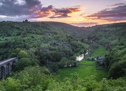 Dolina, Monsal Dale, Wzgórza, Most, Headstone Viaduct, Park Narodowy Peak District, Anglia