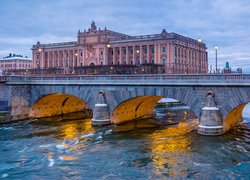 Szwecja, Sztokholm, Stare Miasto, Budynki, Riksdag, Parlament, Rzeka, Most, Kamienny