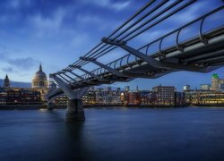 Most, Millennium Bridge, Rzeka Tamiza, Domy, Londyn, Anglia