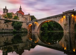 Rzeka Tamega, Most, Ponte Sao Goncalo, Klasztor, Kościół, Drzewa, Odbicie, Amarante, Portugalia