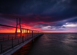 Rzeka, Tag, Zachód słońca, Most, Vasco da Gama Bridge, Lizbona, Portugalia