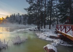 Mostek nad rzeką Langinkoski w Finlandii