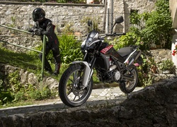 Motocykl, Husqvarna TR 650 Strada, Motocyklista