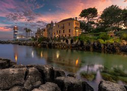 Portugalia, Cascais, Wybrzeże Lizbońskie, Zatoka, Kamienie, Latarnia morska Santa Maria, Dom, Muzeum Hrabiego de Castro Guimaraes