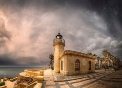 Hiszpania, Prowincja, Almeria, Roquetas de Mar, Zabytek, Muzeum, Latarnia morska, Faro de Roquetas de Mar, Palmy, Morze