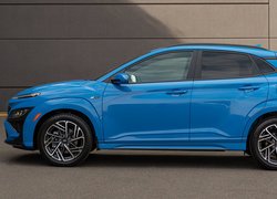 Niebieski Hyundai Kona